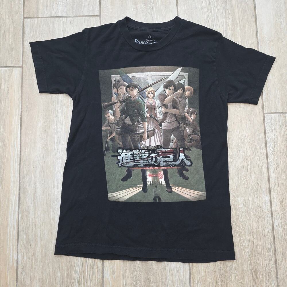 Attack On Titan Season 3 Anime T Shirt Small Black Episode Back Print Manga